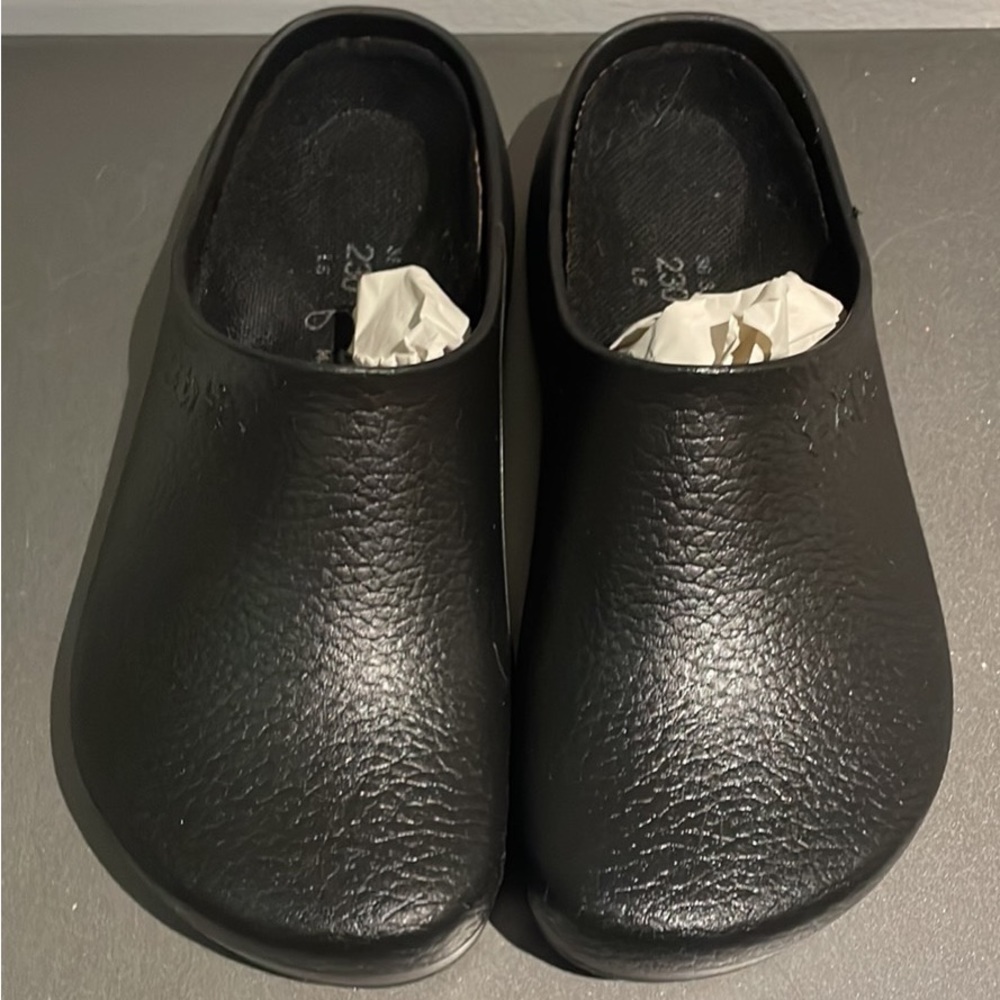 NWT never been worn BIRKENSTOCK rubber clogs size 36